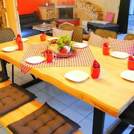 Mountain Magic Comfortable Holiday Дом отдыха